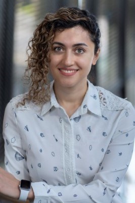 Headshot of Shary Mahdavi