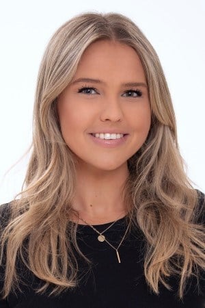 Headshot of Julia Hensley