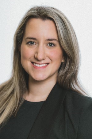 Headshot of Ana Stosic