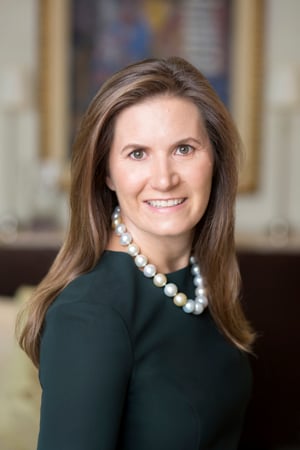 Headshot of Erin Donohue
