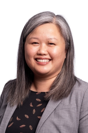 Headshot of Eva Kwok.