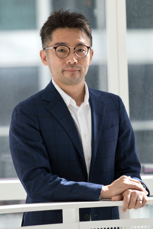 Dr. Kazuyoshi Aoyama
