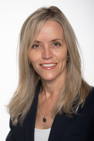 Olivia Ostrow headshot 