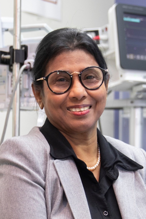 Savithiri Ratnapalan headshot
