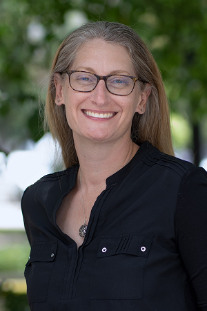 Headshot of Shaindy Alexander