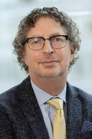 Headshot of Steven Schwartz