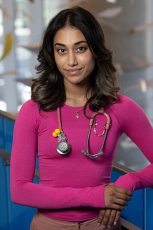 Headshot of Aarabi Sivamohan